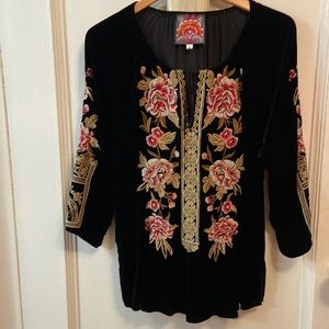 Johnny Was Medium black velvet tunic floral motif
